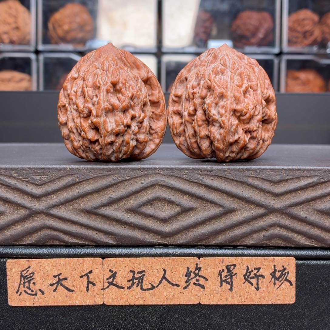 文玩核桃把件虎头37