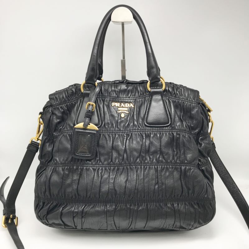 95新 Prada/普拉达 洋诚二手 普拉达黑金斜挎包