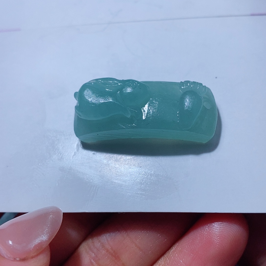 定制翡翠未镶嵌翡翠