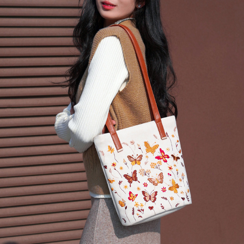  水桶包刺绣斜挎单肩高级感小众手提大容量女式包包