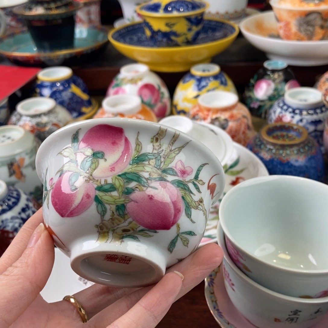 陶瓷艺术家的作品是一种