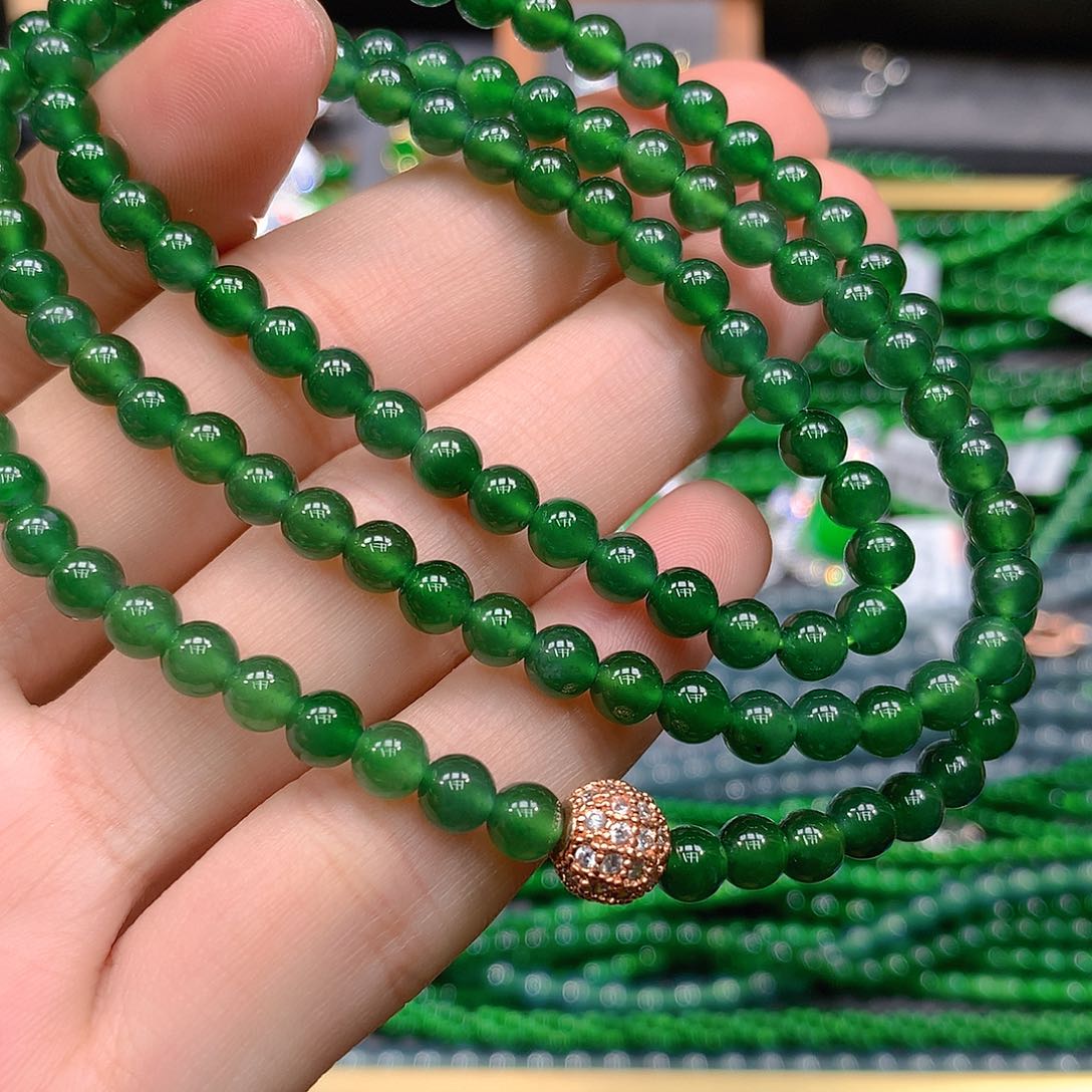 翡翠手串未镶嵌天然翡翠