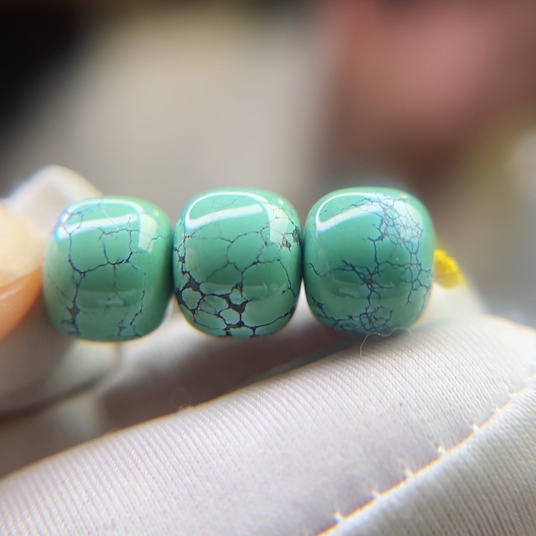 绿松石珠宝奇石未镶嵌9.3腰珠