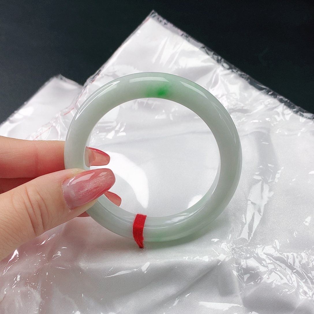 翡翠手镯未镶嵌翡翠019