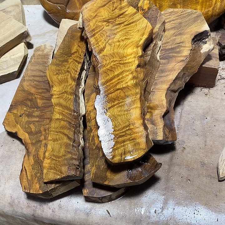 用***9金丝楠木小叶桢楠木