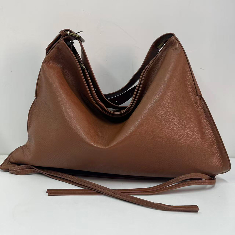 耐磨女士百搭斜挎包做旧时尚防盗托特包纯色水桶包休闲真皮