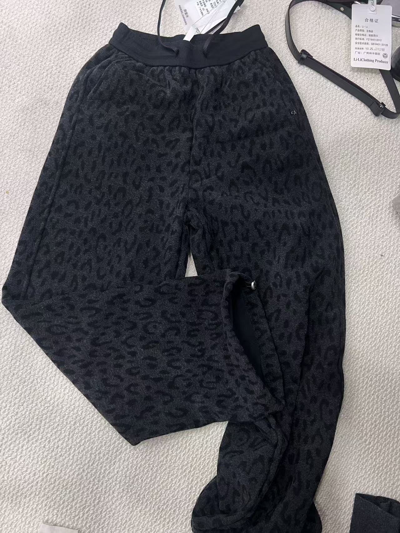 静奢风豹纹高腰极简风冬季休闲裤休闲百搭绒裤保暖