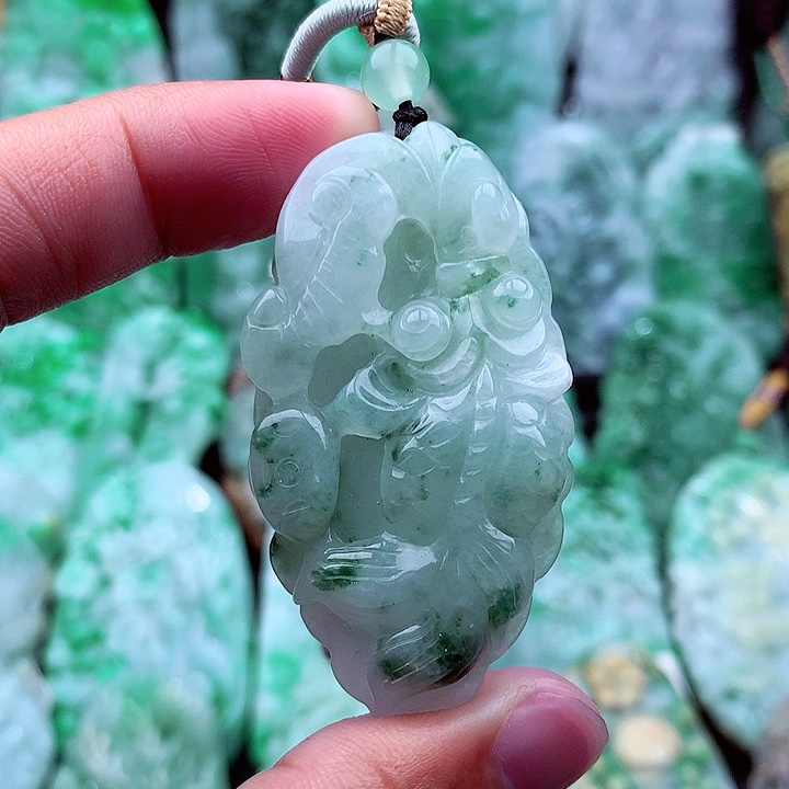 翡翠吊坠(不含链)未镶嵌