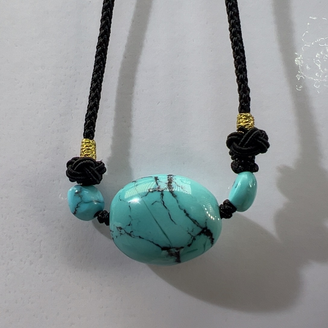 绿松石未镶嵌挂件