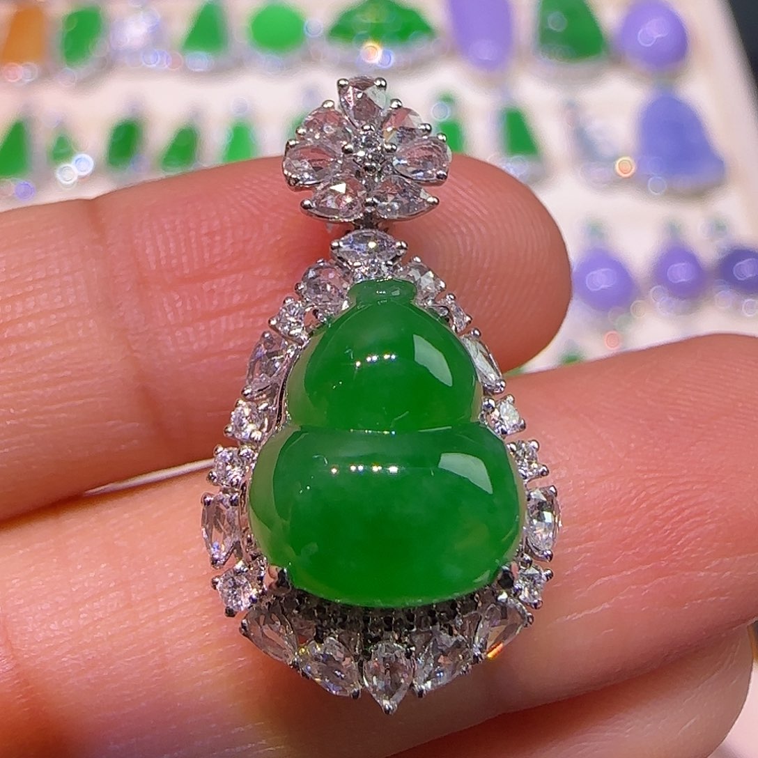 翡翠18K金镶嵌吊坠(不含链)