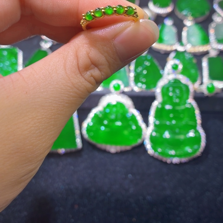 翡翠未镶嵌吊坠(不含链)翡翠蛋面未镶嵌