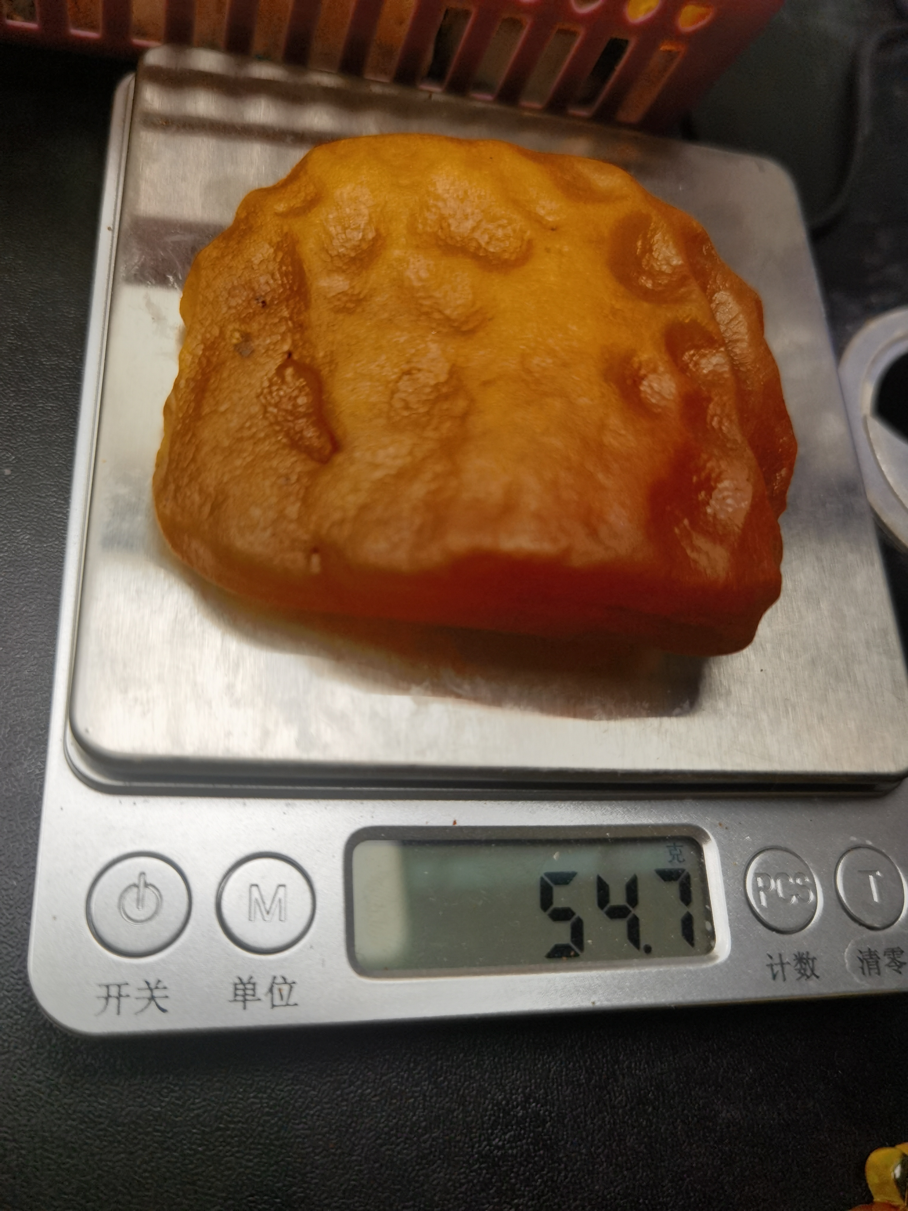 纯天然的琥珀蜜蜡原石