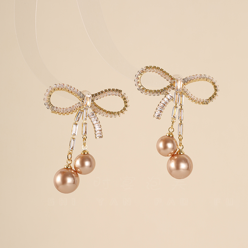 泡芙 铜合金仿珍珠耳饰 珠珠蝴蝶结耳饰精致轻奢少女甜美耳环