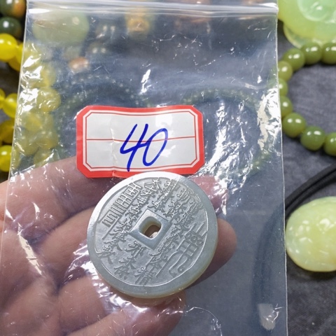 未镶嵌蛇纹石玉手链