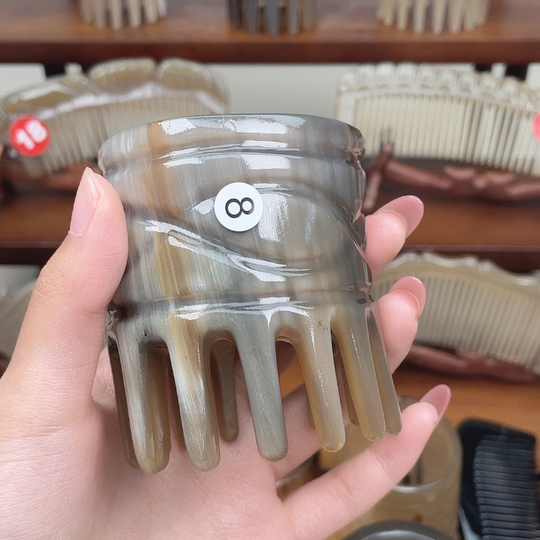 纯手工制作的牛角梳8泡*