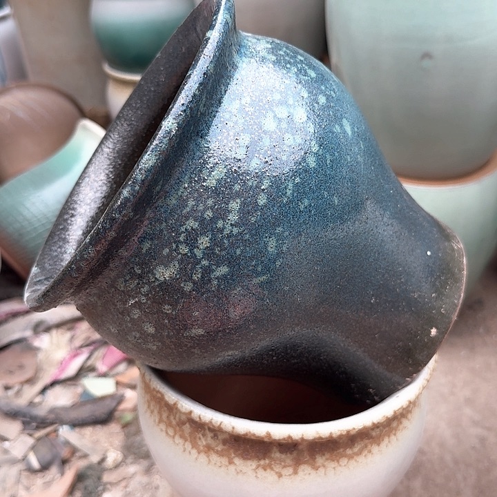 微瑕花盆啦来啦啦