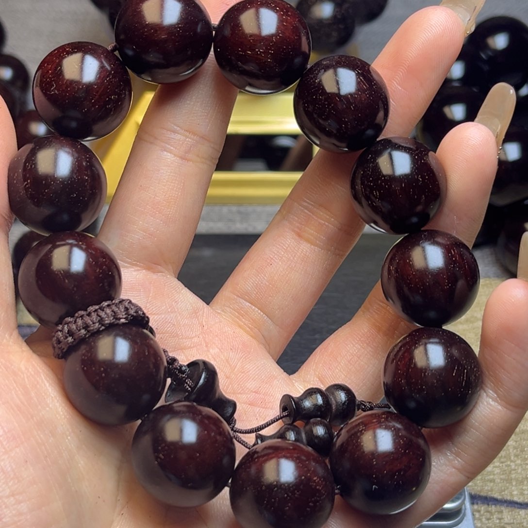 檀香紫檀（小叶紫檀）一**•1.8 