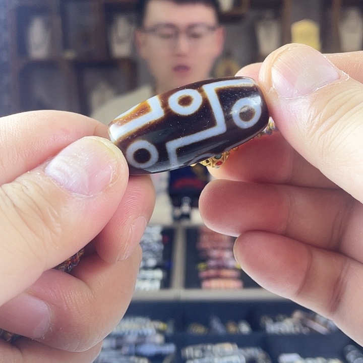 玛瑙/玉髓颈饰合金锐***镜