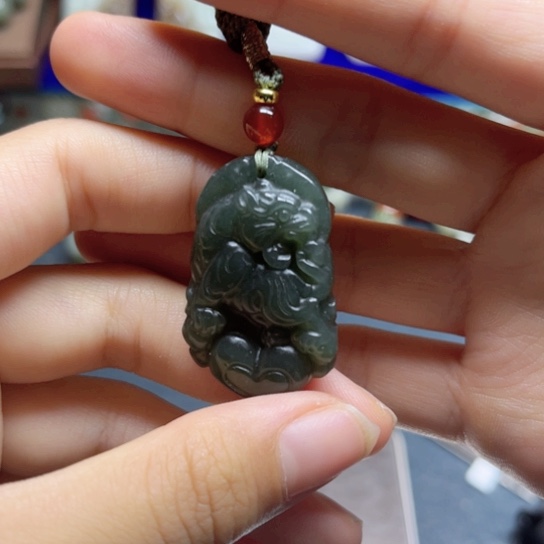 未镶嵌和田玉挂件