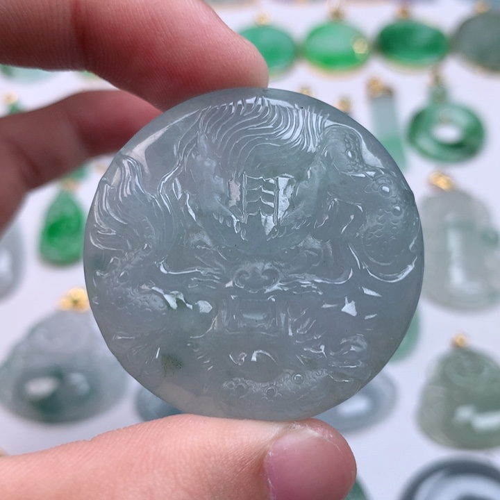 翡翠颈饰未镶嵌天然翡翠a货
