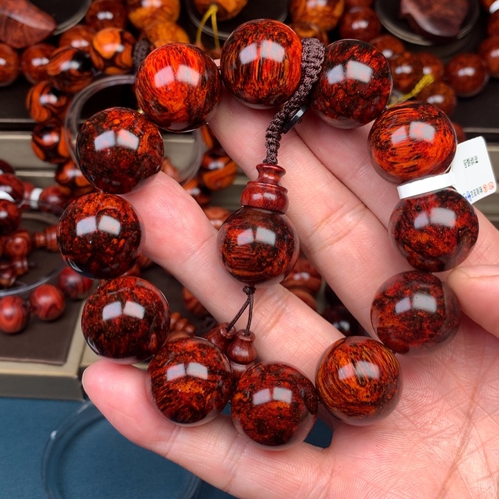 花梨木类馬**雲黄花梨2.0F6