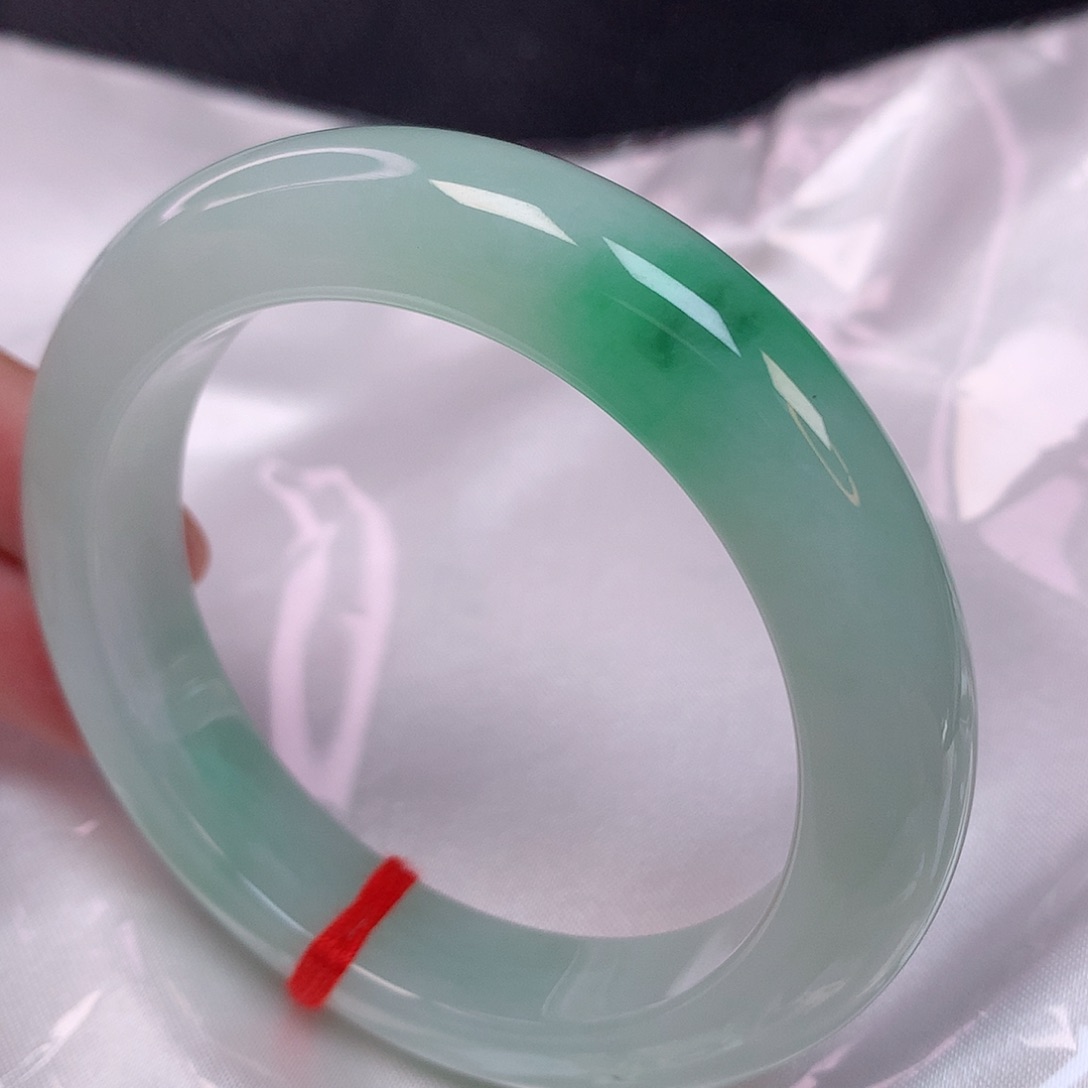 翡翠手镯未镶嵌56 翡翠手镯