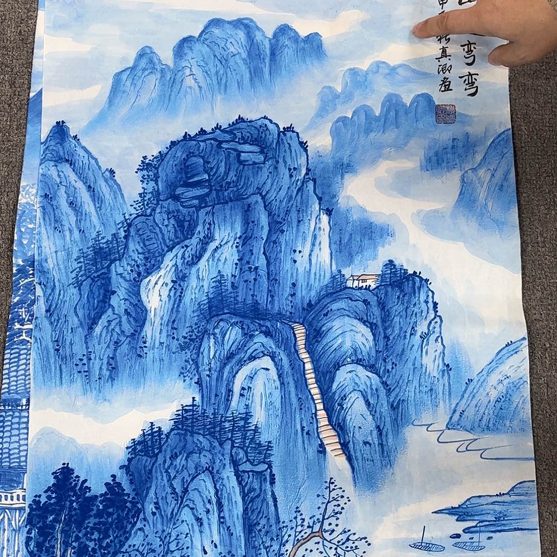 国画国画作品多次入选国内外展出及获奖