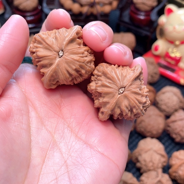 原装山地磨盘3.8全品无修。