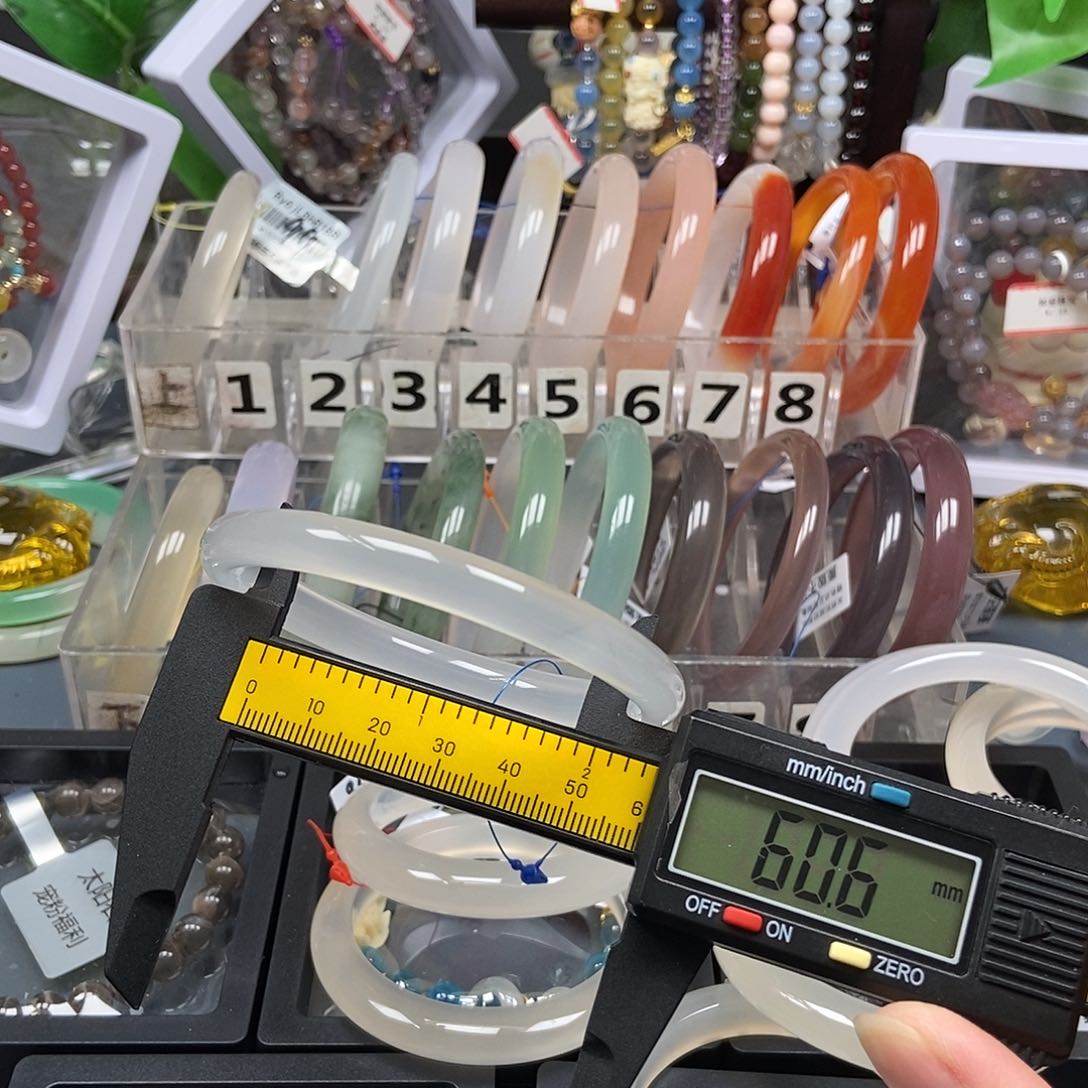 玛瑙/玉髓手镯未镶嵌3