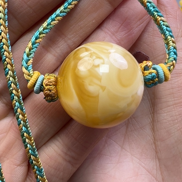 蜜蜡未镶嵌珠宝奇石