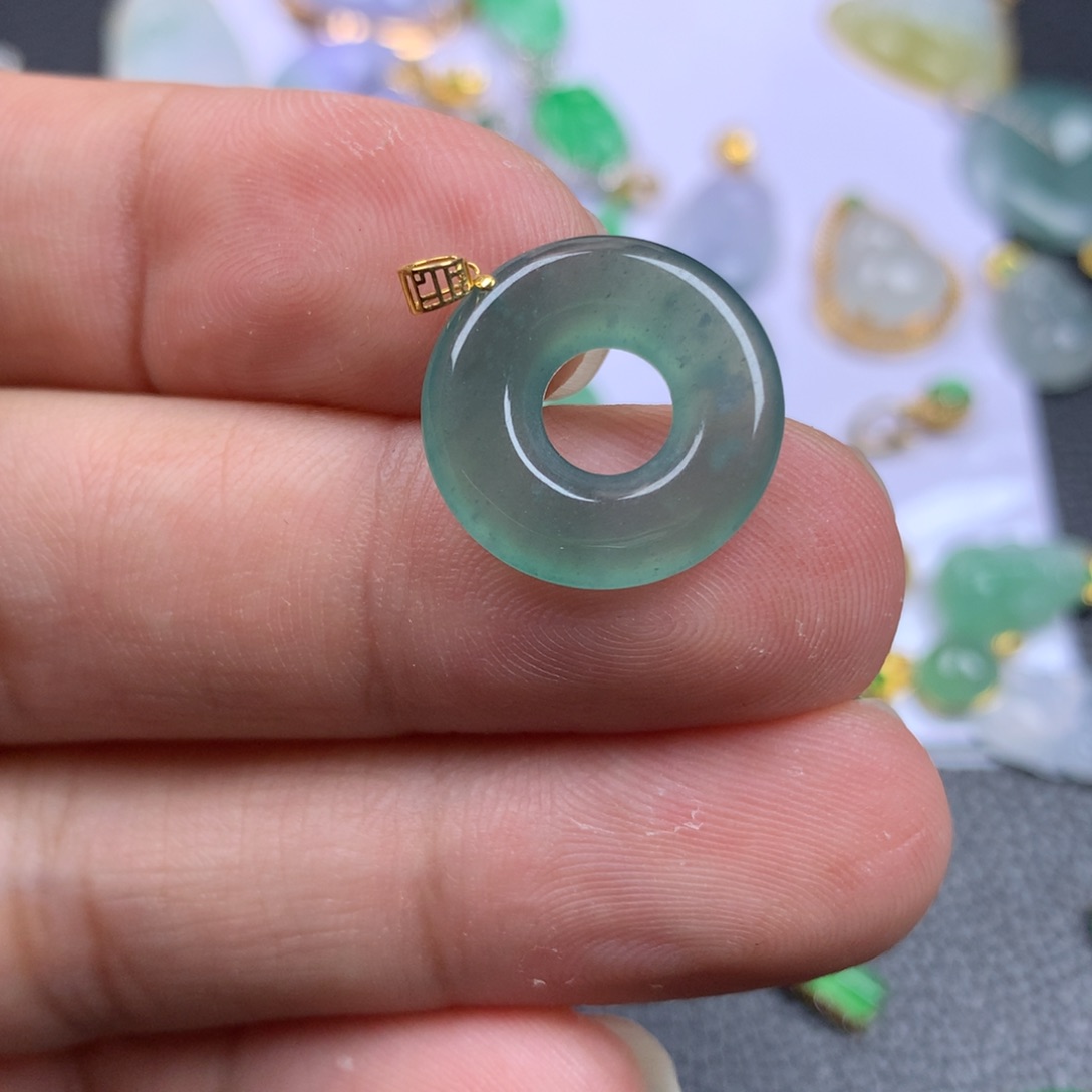 【闪购商品】翡翠18K金镶嵌颈饰翡翠