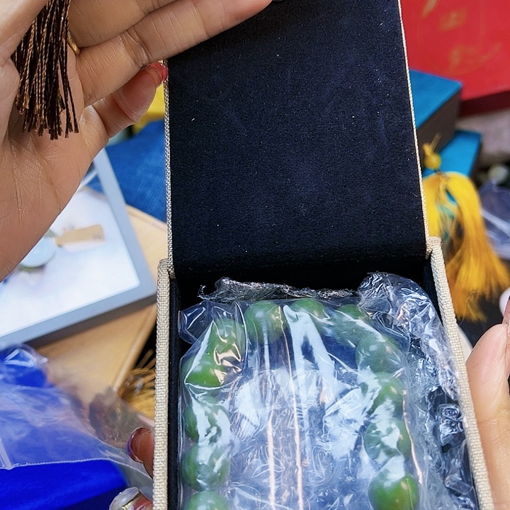 和田玉（糖玉）珠宝半成品未镶嵌