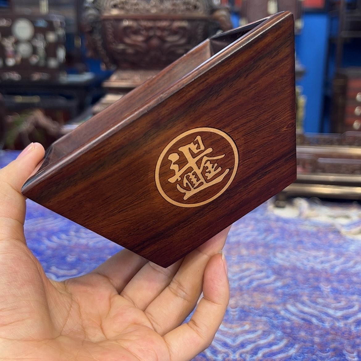 【闪购商品】红酸枝木类成套家具米斗