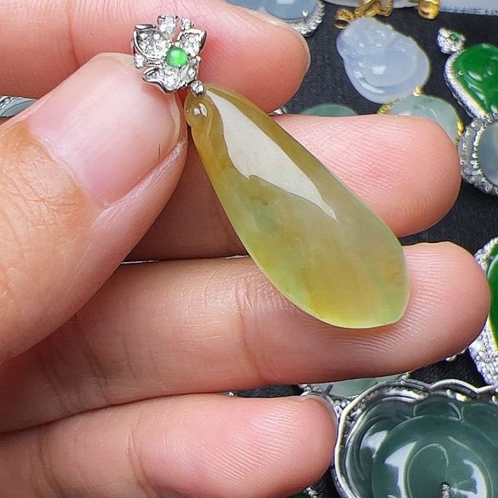 翡翠18K金镶嵌吊坠(不含链)