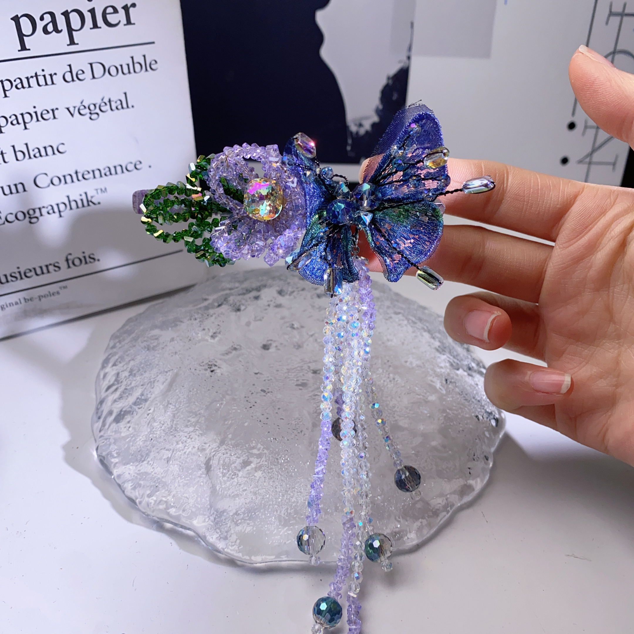 A8682编号紫莹轻奢发饰气质《弹簧夹》