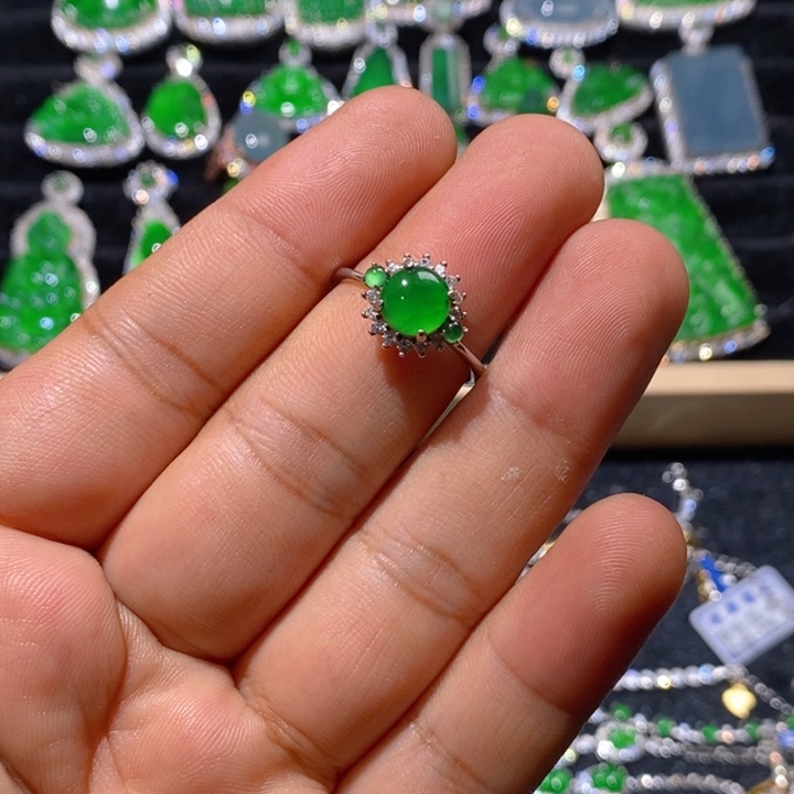 翡翠戒指银S925镶嵌天然A货翡翠