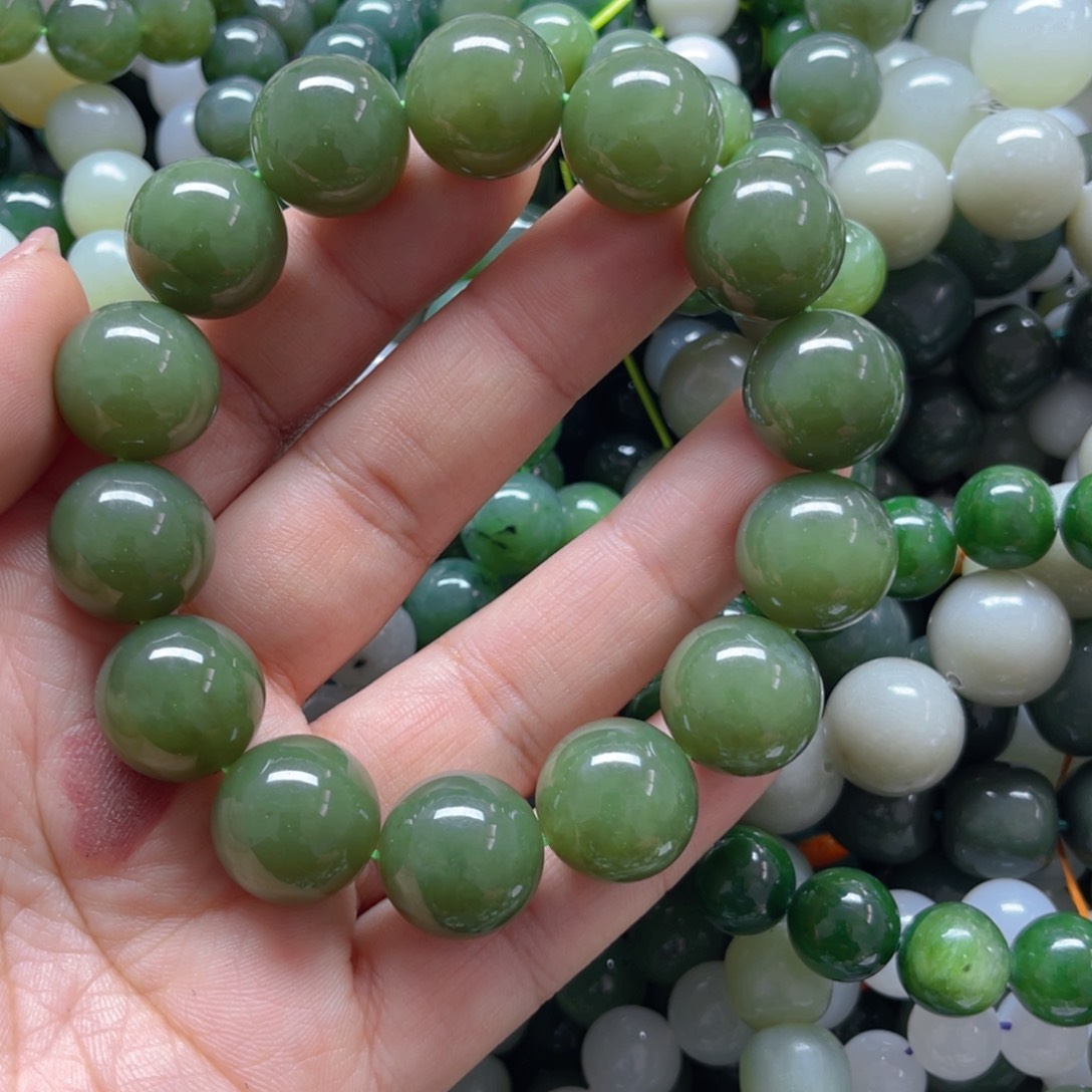 未镶嵌和田玉手链