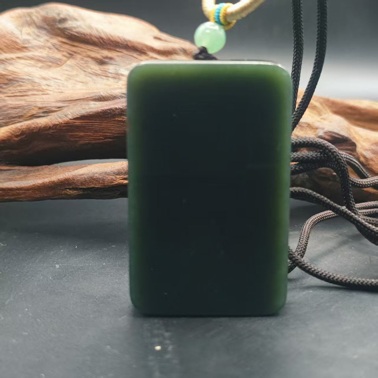 Q和田玉无事牌吊坠1618