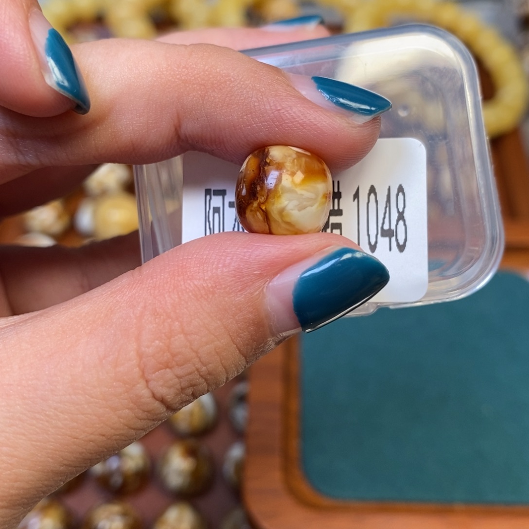 猴头核桃把件沁色圆珠老型1048