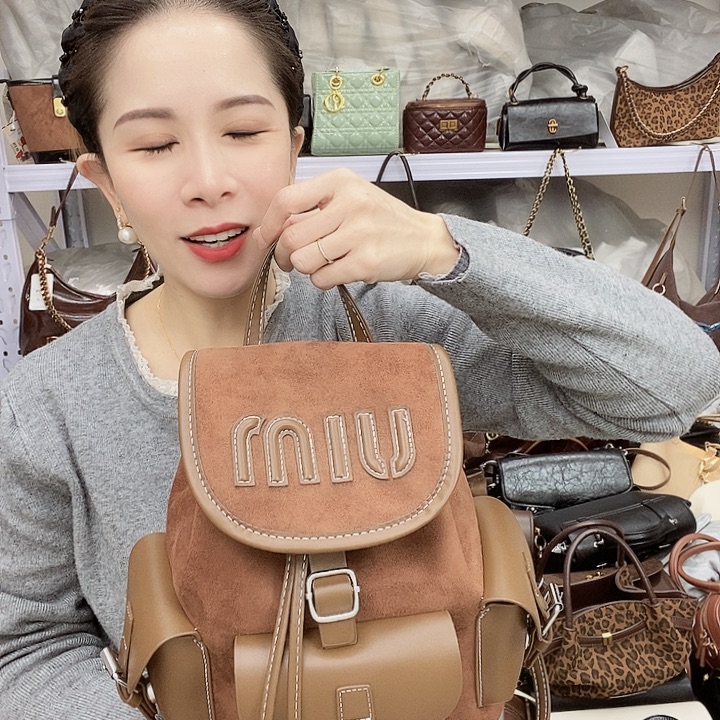 蚕丝小牛剖层皮革PU9393