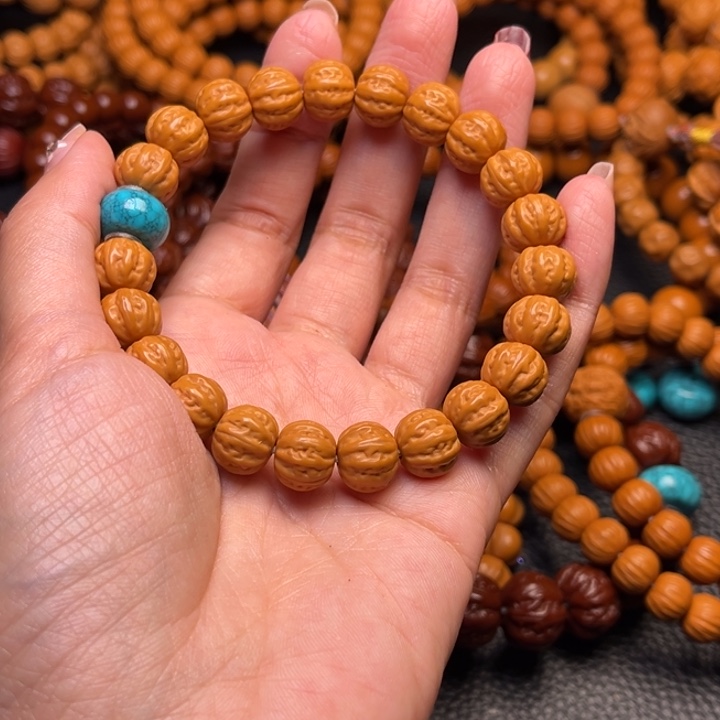 猴头核桃吊坠用**惑八棱11穿绿