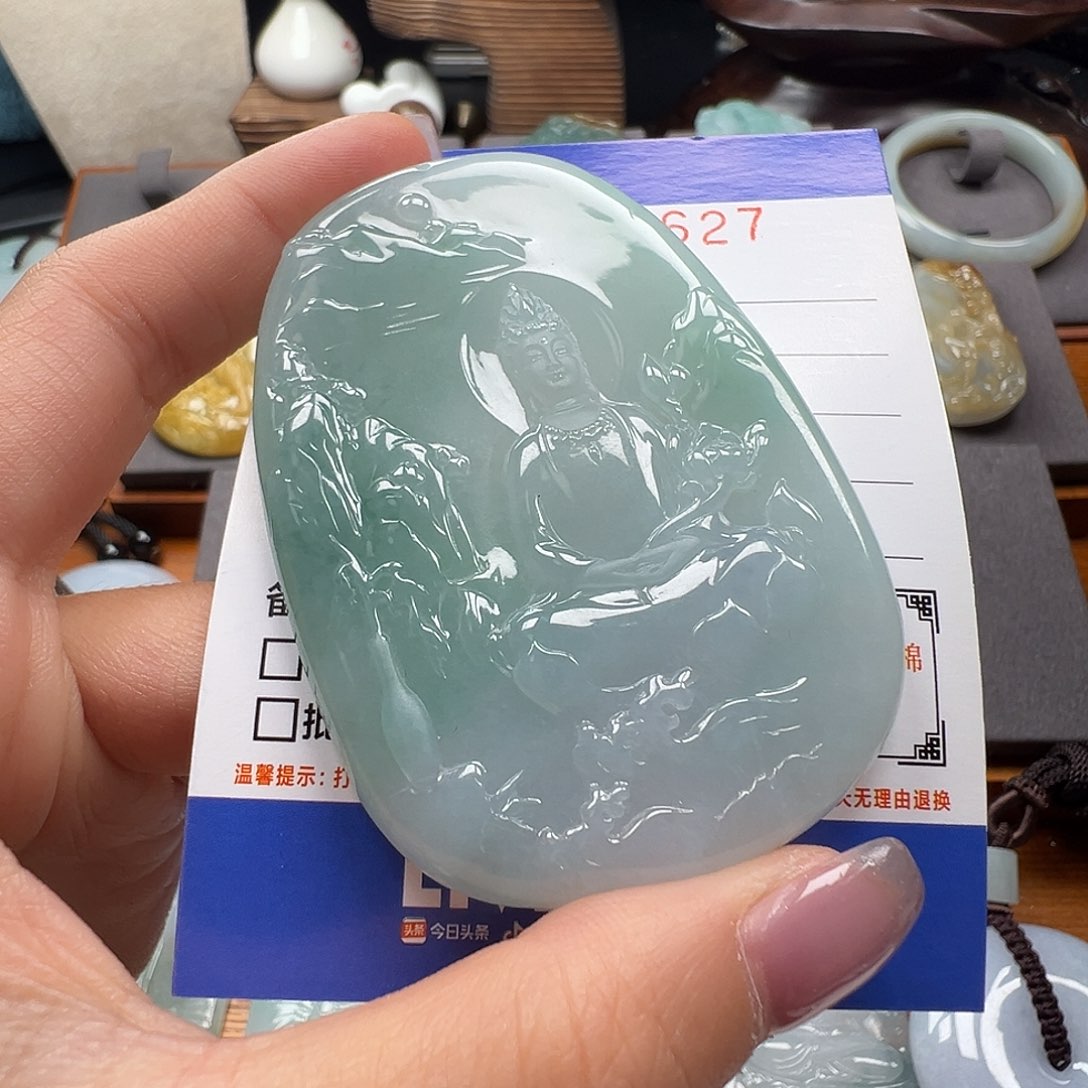 翡翠颈饰未镶嵌缅甸翡翠