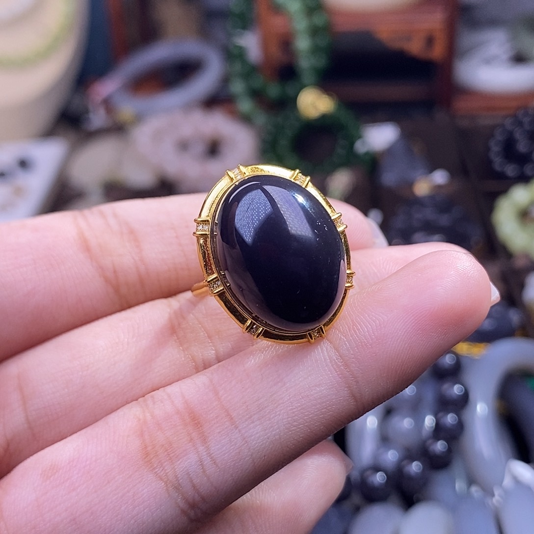 和田玉浓烟紫金镶戒指未镶嵌