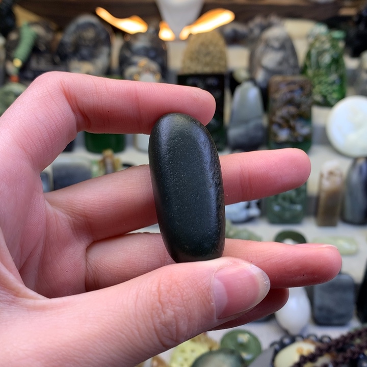 和田玉把件未镶嵌哈**咯