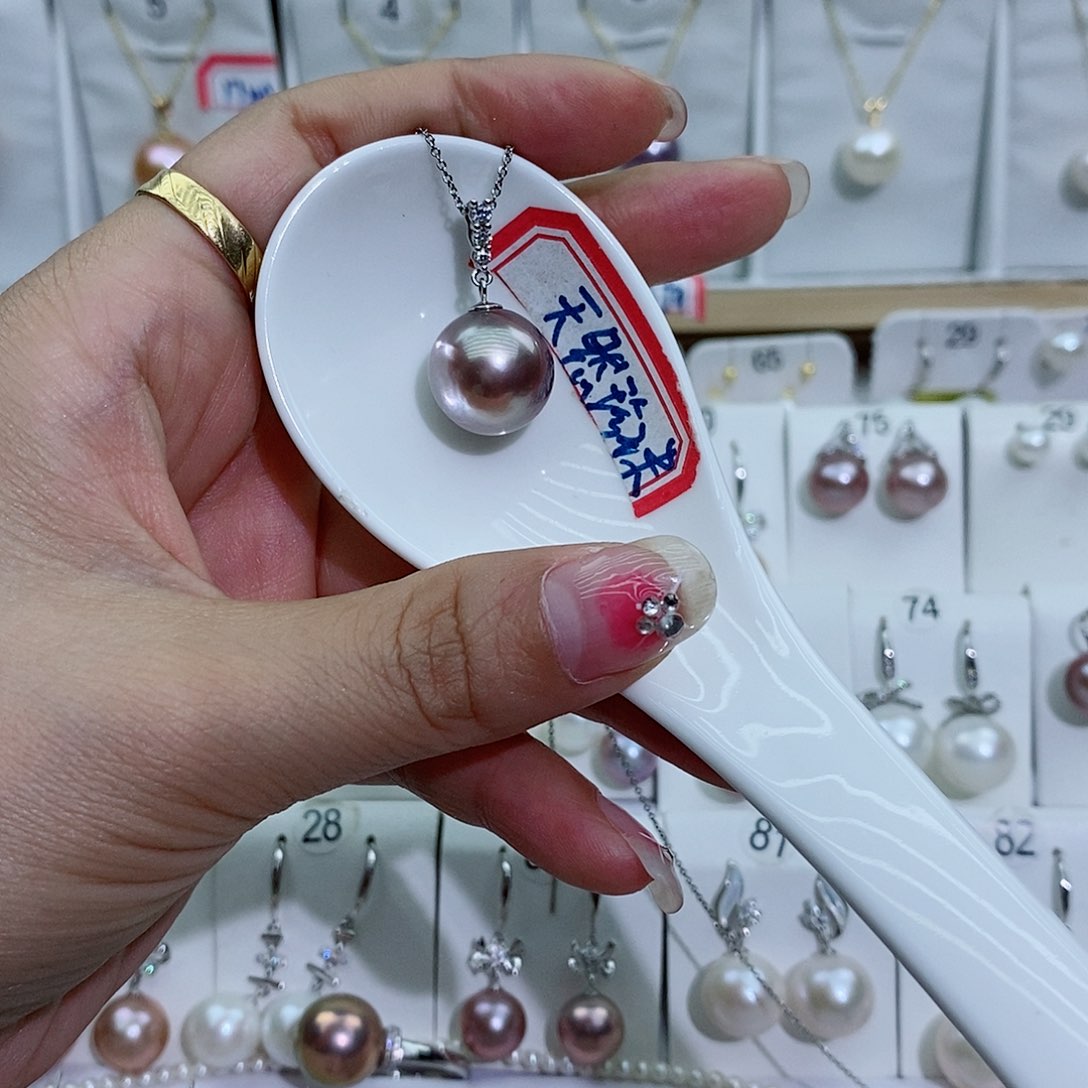 淡水珍珠银S925镶嵌吊坠(赠链)婉*