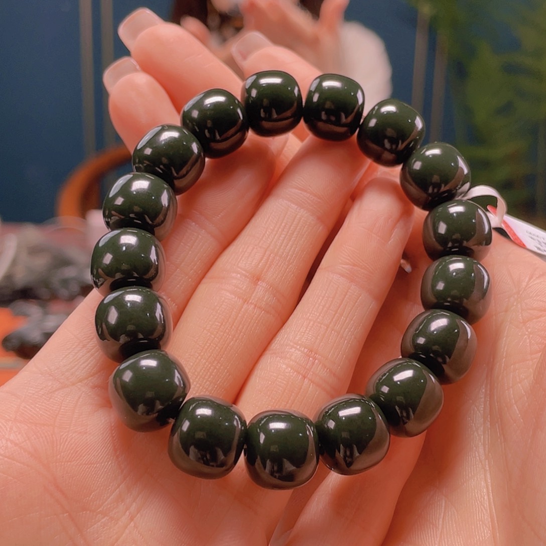 和田玉手串未镶嵌A****g黑青卡12.13老型