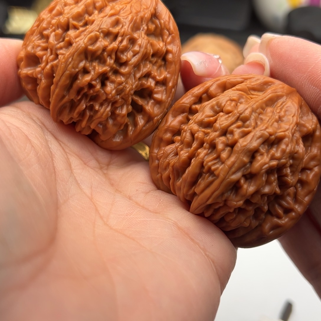 文玩核桃把件虎头王45