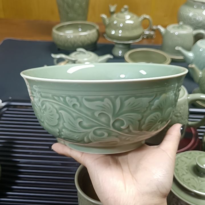 耀州窑青瓷牡丹碗7英寸微微瑕1只