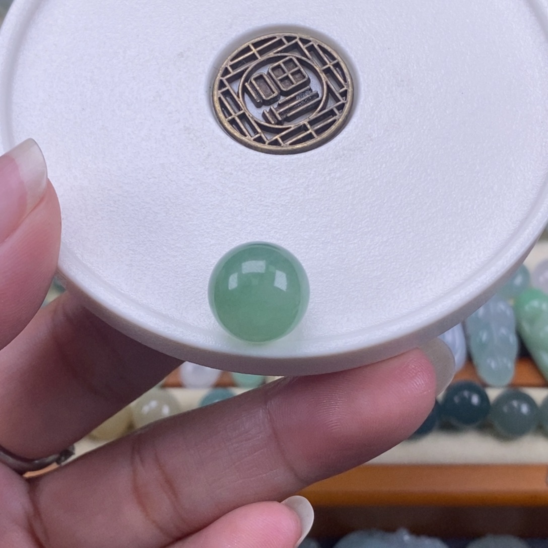 翡翠散珠天然缅甸翡翠a货圆珠卡12.3