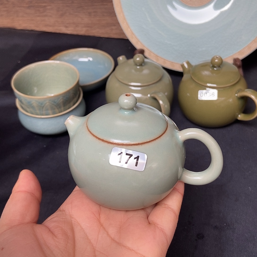 用***6小西施原矿青绿釉